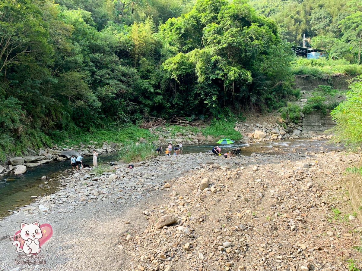 流霞谷親水烤肉園區-溪邊玩水戲區圖